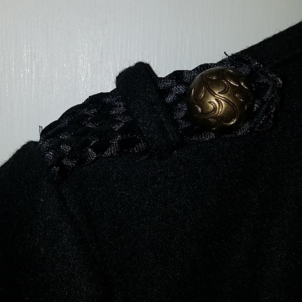 Jacket - Picture 2 of 6